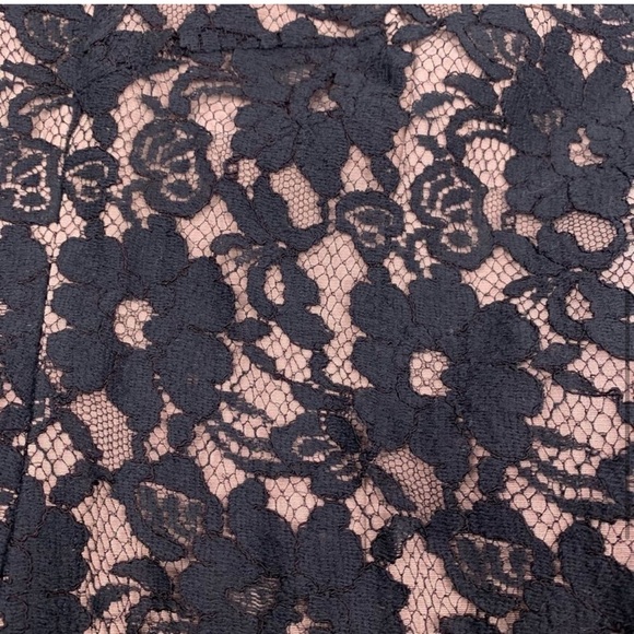 Cache dress - Picture 3 of 5